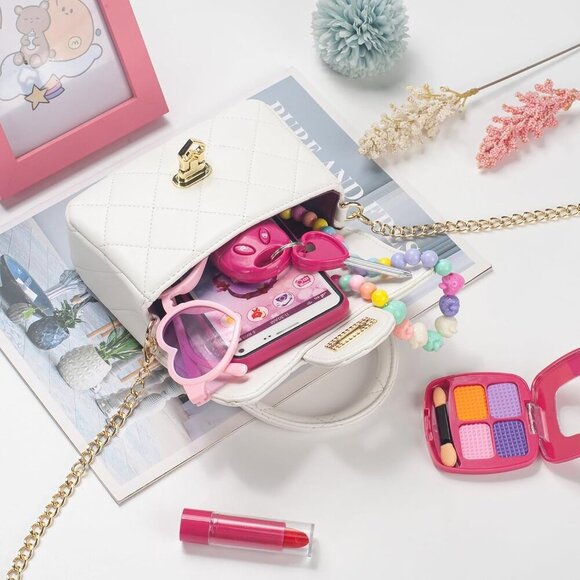 Versatile Kids' Crossbody Bag - White Purse with Heart Lock for All Occasions - Picture 7 of 7